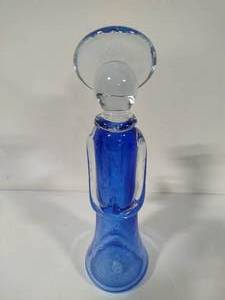 lot 9 image: Cobalt Blue & Clear Blown Glass Angel