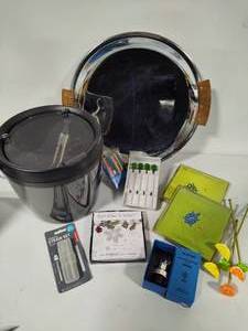 lot 140 image: Lot of Assorted Bar WareAccessories