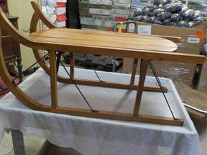 lot 2 image: Vintage Wood Sled 39 x 21 x 17 - p...