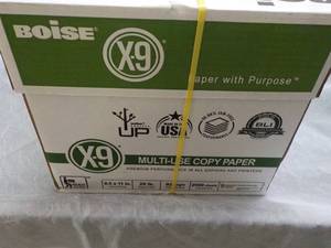 lot 10 image: Boise 2500 sheets 8.5 x 11 White C...