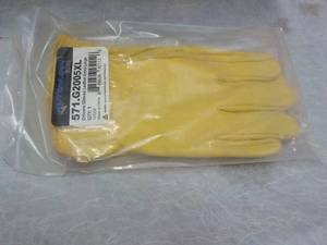 lot 108 image: Leather Gloves size XL...