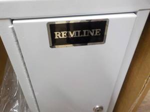 lot 117 image: Remine 19 x 8 x 23 Metal Truck Cab...