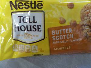 lot 173 image: 5 bags 11 oz Butterscotch Morsels...