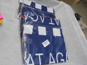 lot 190 image: Trump Flags...