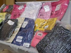 lot 192 image: New Clothes from Amazon - various s...