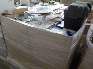 lot 222 image: Pallet Full of Carquest Filters and...