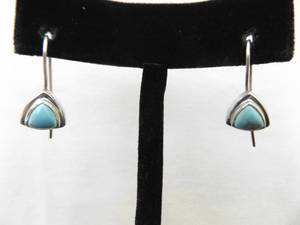 lot 85 image: .925 Sterling Silver Turquoise Cabochon Hook Latch Earrings