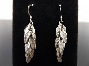 lot 94 image: .925 Sterling Silver Artisan Leaf Dangle Hook Earrings