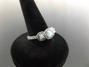 lot 57 image: .925 Sterling Silver Dichroic Opal Ring Size 7