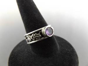 lot 63 image: .925 Sterling Silver Amethyst Ring Size 5.75