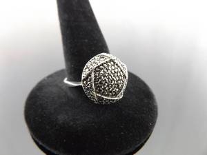 lot 79 image: .925 Sterling Silver Art Nouveau Dome Ring Size 7.25