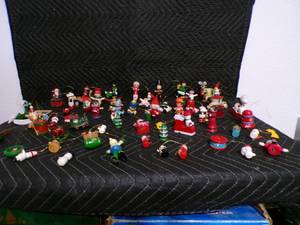 lot 6 image: Lot of 66 Christmas Tree - Wooden Decorations