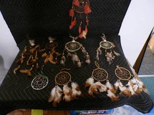 lot 70 image: Lot of 9 Handmade Dreamcatchers