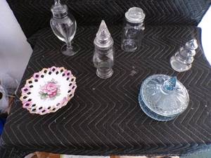 lot 67 image: Lot of 6 Vintage Candy Nut Containers