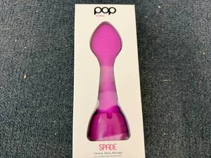 lot 78 image: Pop Sonic Facial Cleanser - Purple