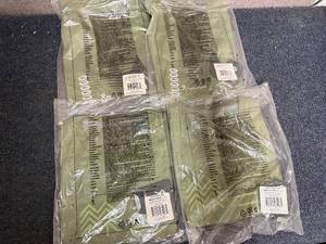 lot 53 image: 4 Hydro Flask Womens Shirts - Medium