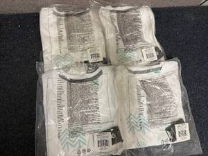 lot 55 image: 4 Hydro Flask Womens Shirts - Xl