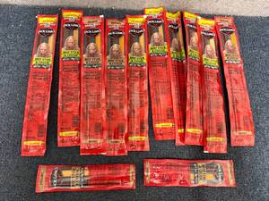 lot 216 image: 12 Jack Links Beef And Cheese Sticks