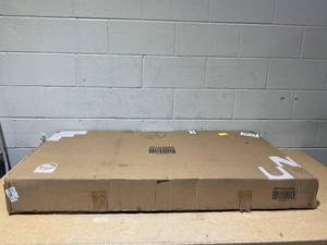 lot 44 image: Costway Plastic Party Ice Folding Table (32 x 17.5 x 4 Ice Bin)