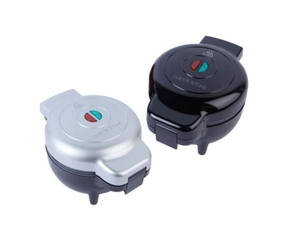 lot 439 image: Curtis Stone 2-pack Pie and Bundt Makers (COLOR MAY VARY)