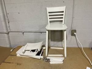 lot 199 image: LOT OF 2 Stools JV12775W-24 36Tall (Maybe Missing Hardwear)