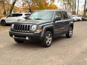 lot 14 image: 2017 JEEP PATRIOT HIGH ALTITUDE 4x4  104k Miles (NO RESERVE)