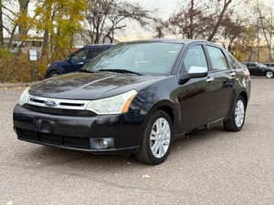 lot 29 image: 2011 FORD FOCUS SEL 136k Miles (NO RESERVE)