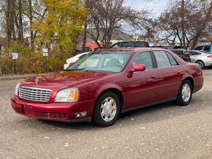 lot 33 image: 2001 CADILLAC DEVILLE 96k Miles (NO RESERVE)