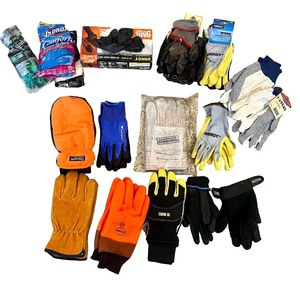 lot 32 image: Collection of Work Gloves and Utility Gloves Mixed Brands and Types