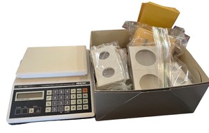 lot 54 image: Fortec CR-105 Electronic Scale with Coin Holders and Envelopes