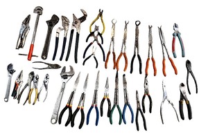 lot 67 image: Large Assorted Collection of Hand Tools and Pliers
