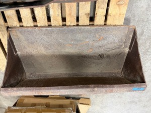 lot 66 image: Toro Loader Bucket Attachment