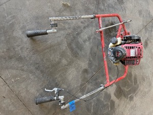 lot 45A image: AllenMagic Screed  with Honda 4-stroke for single operator strike-off of concrete