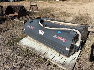 lot 29 image: Virnig Pick-up Broom attachment