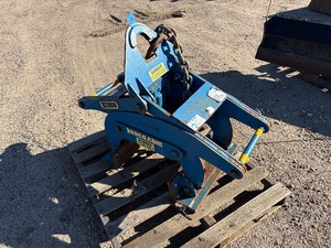 lot 51 image: Kenco Barrier Lift, model KL 9000