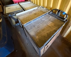 lot 157 image: (4) Rolling Poly Utility Carts