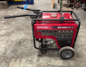 lot 56 image: Honda EB6500X Gas Generator