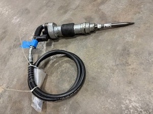 lot 245 image: Pneumatic Air HammerChisel Model 500XDH