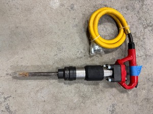 lot 283 image: Airrex Pneumatic chipping hammer