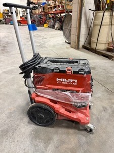 lot 267 image: Hilti  VC150-10 XE Dust Extractor for construction job site.