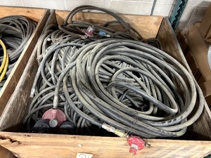 lot 263 image: Oxy-acetylene welding or cutting hoses with regulators, propane regulator