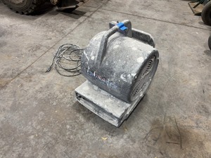 lot 325 image: Crusader Air Mover Floor Dryer 3500BLK