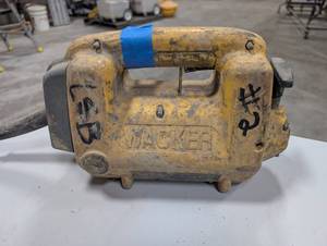 lot 380 image: Wacker Neuson Internal Concrete Vibrator Motor M2000
