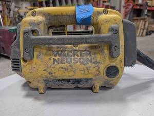 lot 381 image: Wacker Neuson Internal Concrete Vibrator Motor M2000