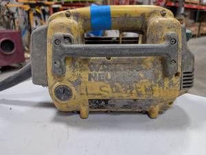 lot 373 image: Wacker Neuson Internal Concrete Vibrator Motor M2000