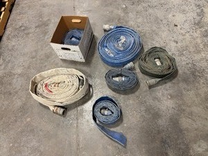 lot 361 image: Discharge hoses with quick-connect couplings