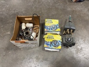 lot 365 image: (2) Orbit Hose faucet timer 56545, (2) Barracuda Tethered Float Switch 691-1615, box of varied float parts