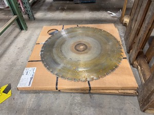 lot 395 image: (1) 30 Concrete wet saw blade  (2) NEW Husqvarna 30 Flat Saw Diamond Blade for cured concrete wet (1) Concrete wet saw blade  (2) NEW Husquarvvana 30 Flat Saw Diamond Blade application cured concrete wet