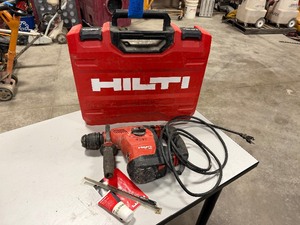 lot 65A image: Hilti TE 30 corded Rotary Hammer in case, grease, SDS drill bits various sizes, SDS Extension shank.