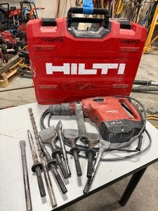 lot 225B image: Hilti TE 60 corded rotary hammer in case with chisel bits, SDS bit